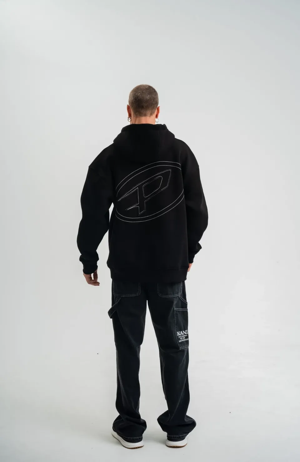 Unisex Üç İplik Kapşonlu Nakışlı SweatShirt - Siyah