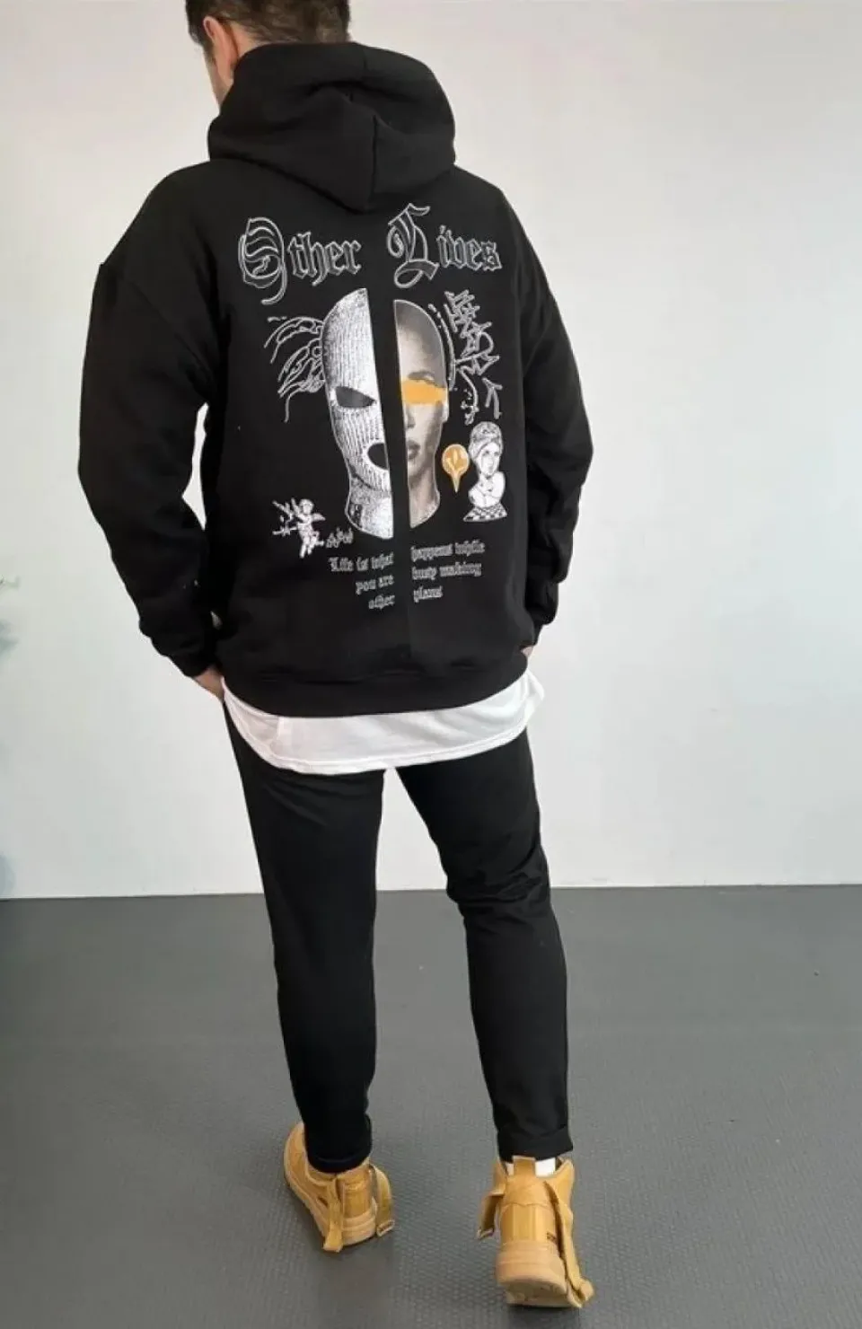 Erkek Kapşonlu Sweatshirt – Oversize Üç İplik Şardonlu Hoodie, “Other Lives” Ön & Arka Baskılı, Kanguru Cepli, Kışlık Rahat Günlük Stil - Siyah