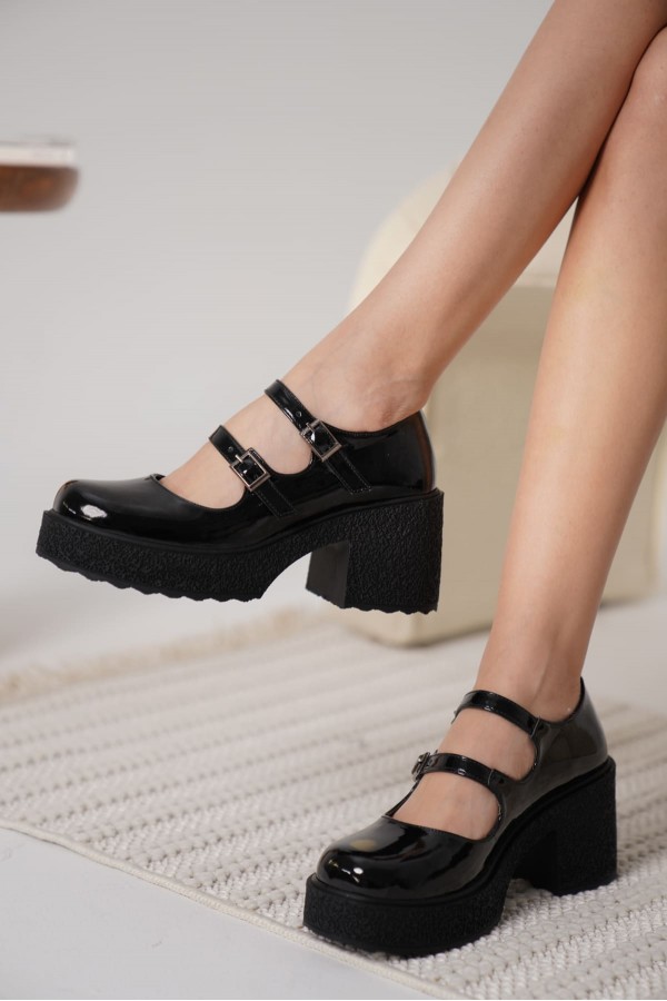 Kadın Siyah Rugan Günlük Ayakkabı TR06MS07A