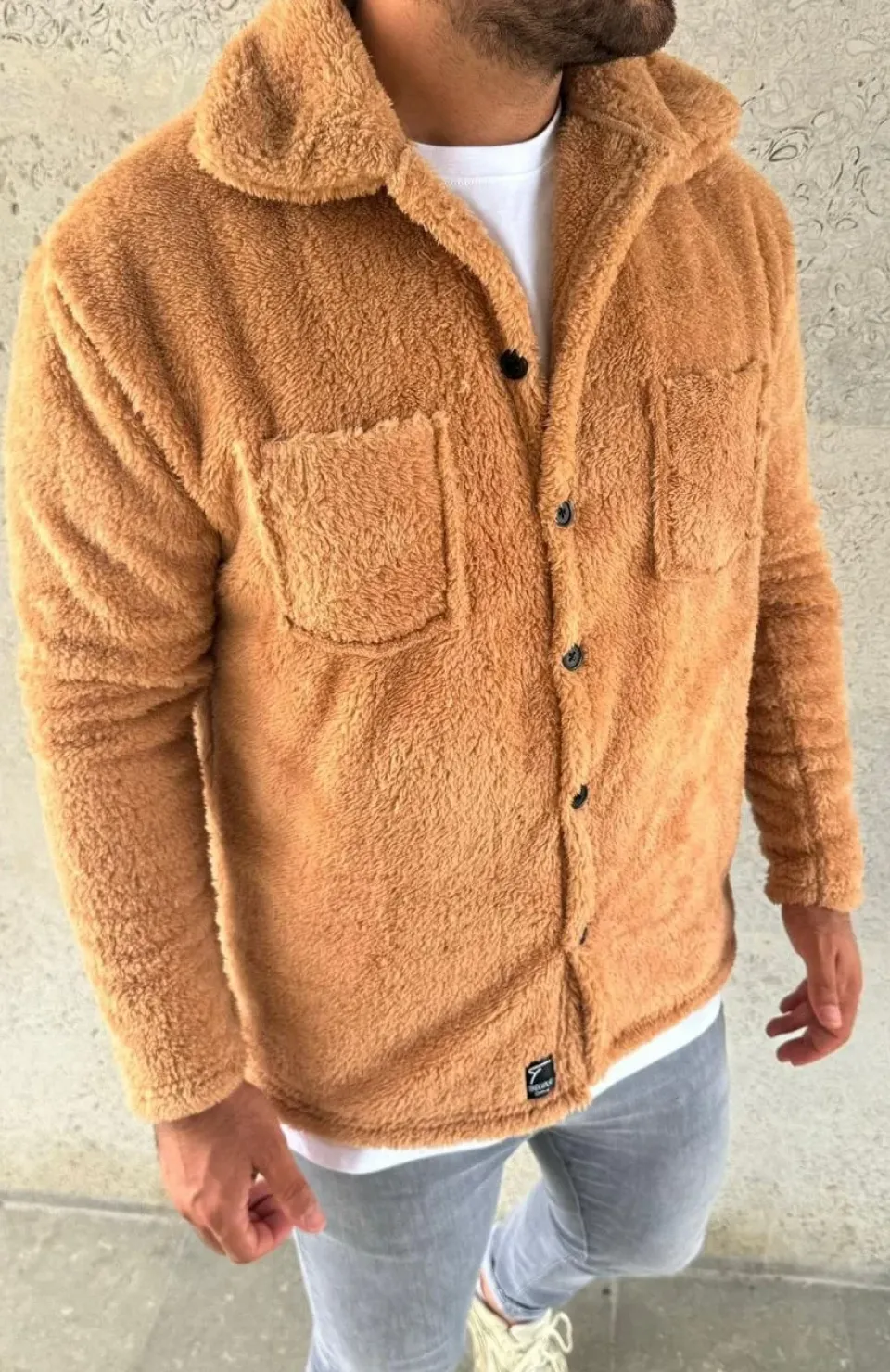 Erkek Pelüş Polar Hırka Gömlek – Yakalı, İlik Düğmeli, Göğüs Cepli, Yumuşak Dokulu Kışlık Regular Fit Rahat Günlük Model - Açık Kahve