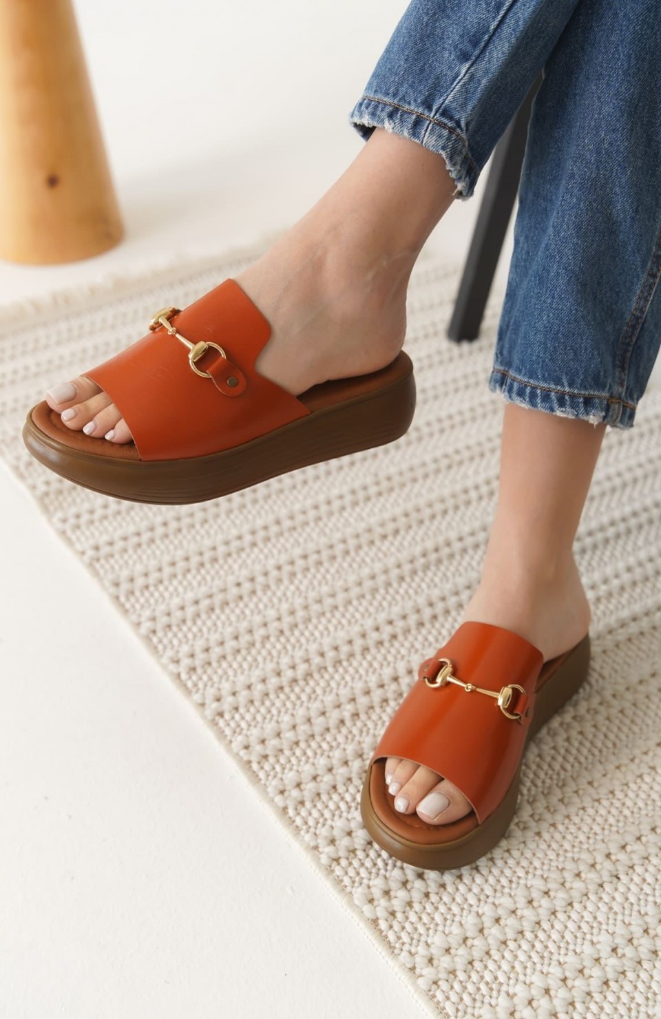 Kiremit Hakiki Deri Terlik TR31MY62F Somersan Giyim | Kadın, Erkek ve Çocuk Moda