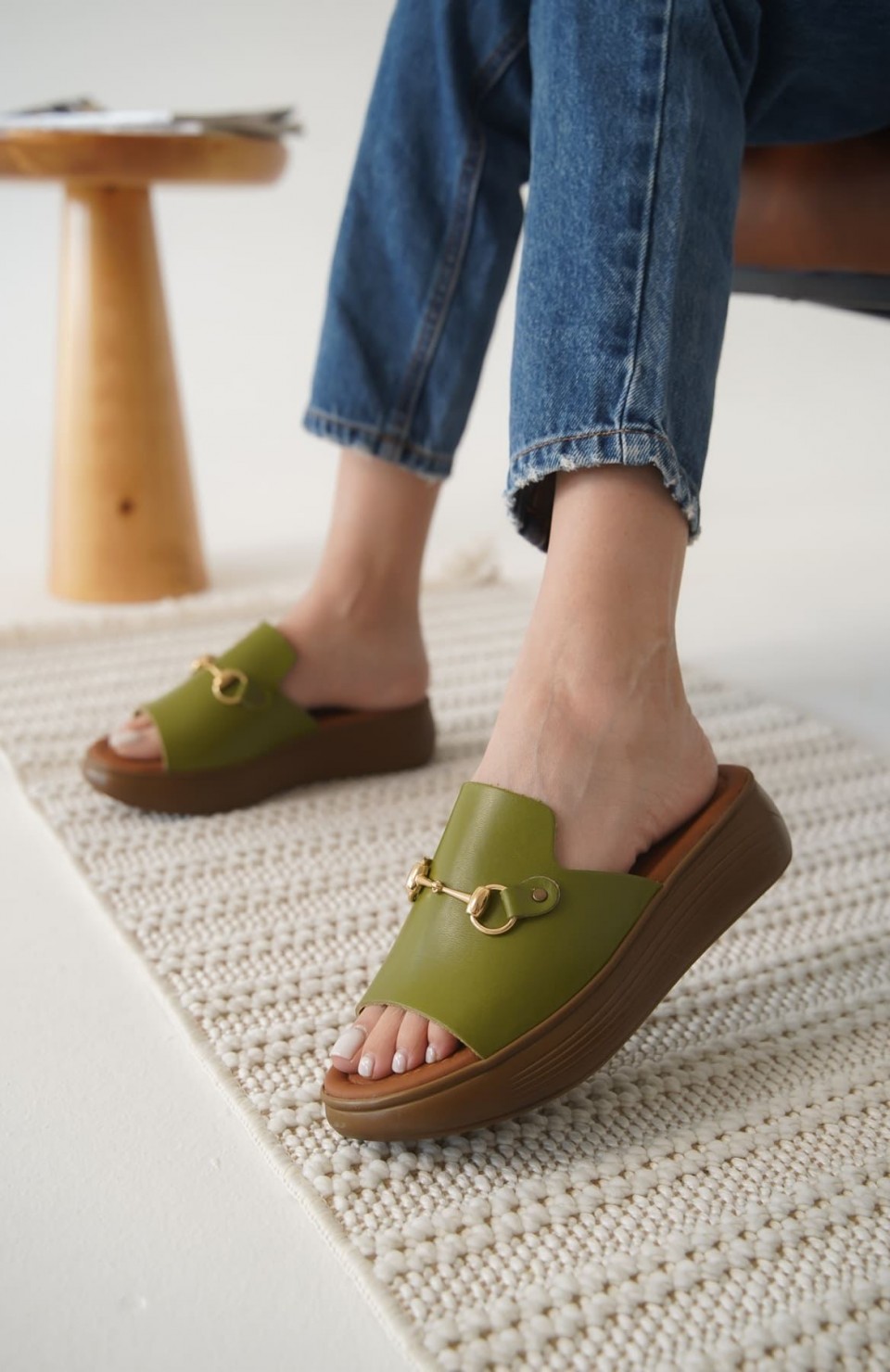 Haki Yeşili Hakiki Deri Terlik TR31MY62G Somersan Giyim | Kadın, Erkek ve Çocuk Moda