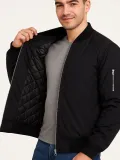 Erkek Bomber Mont Ceket – Fermuarlı, Kapitone İçi Astarlı, Su İtici Kumaş, Regular Fit, Uzun Kollu, Yandan Cepli, Bahar & Kış Rahat Günlük Stil - Siyah