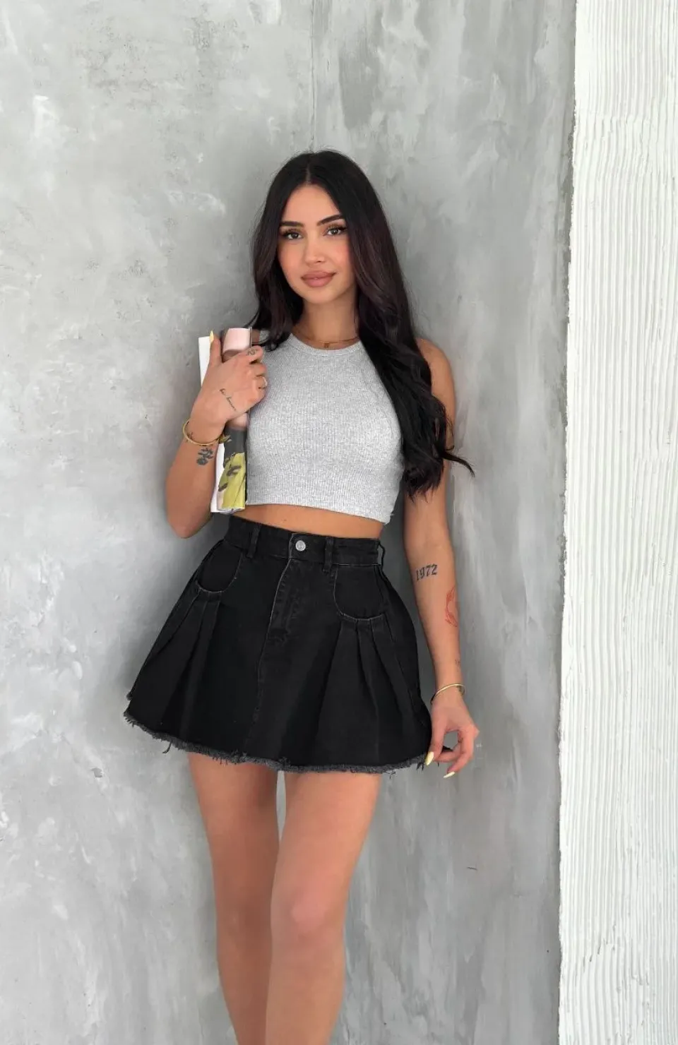 Şık Pileli Yazlık Mini Etekli Kot- Siyah