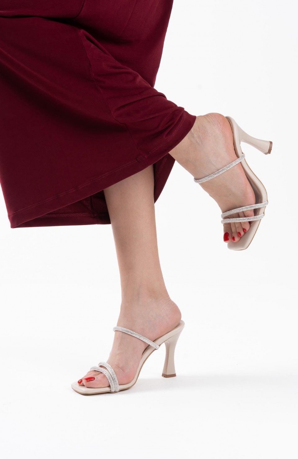 Bej Taşlı İnce Bantlı Kadın Topuklu Terlik TR20MY01C Somersan Giyim | Kadın, Erkek ve Çocuk Moda