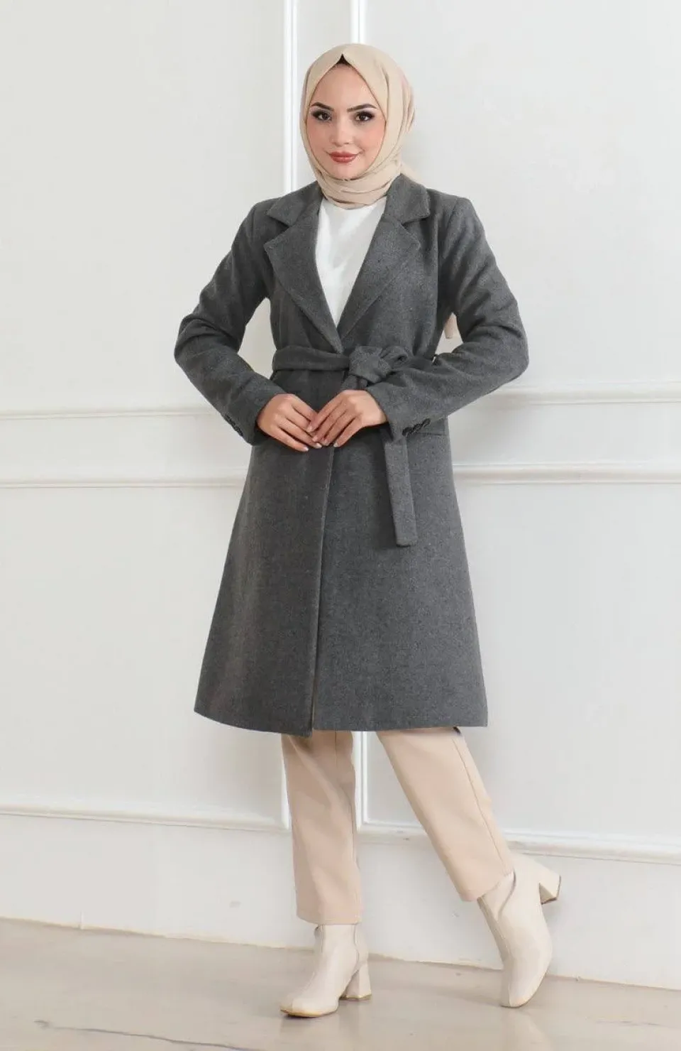 Kadın Düğmeli İçi Astarlı Kaşmir Kaşe Kaban - Bej Somersan Giyim | Kadın, Erkek ve Çocuk Moda