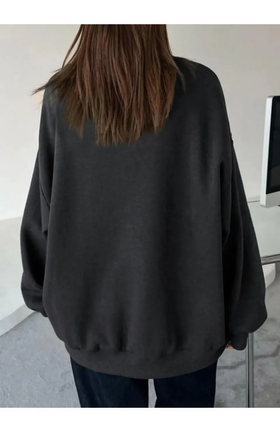 Kadın Düz Bisiklet Yaka Sweat - Siyah