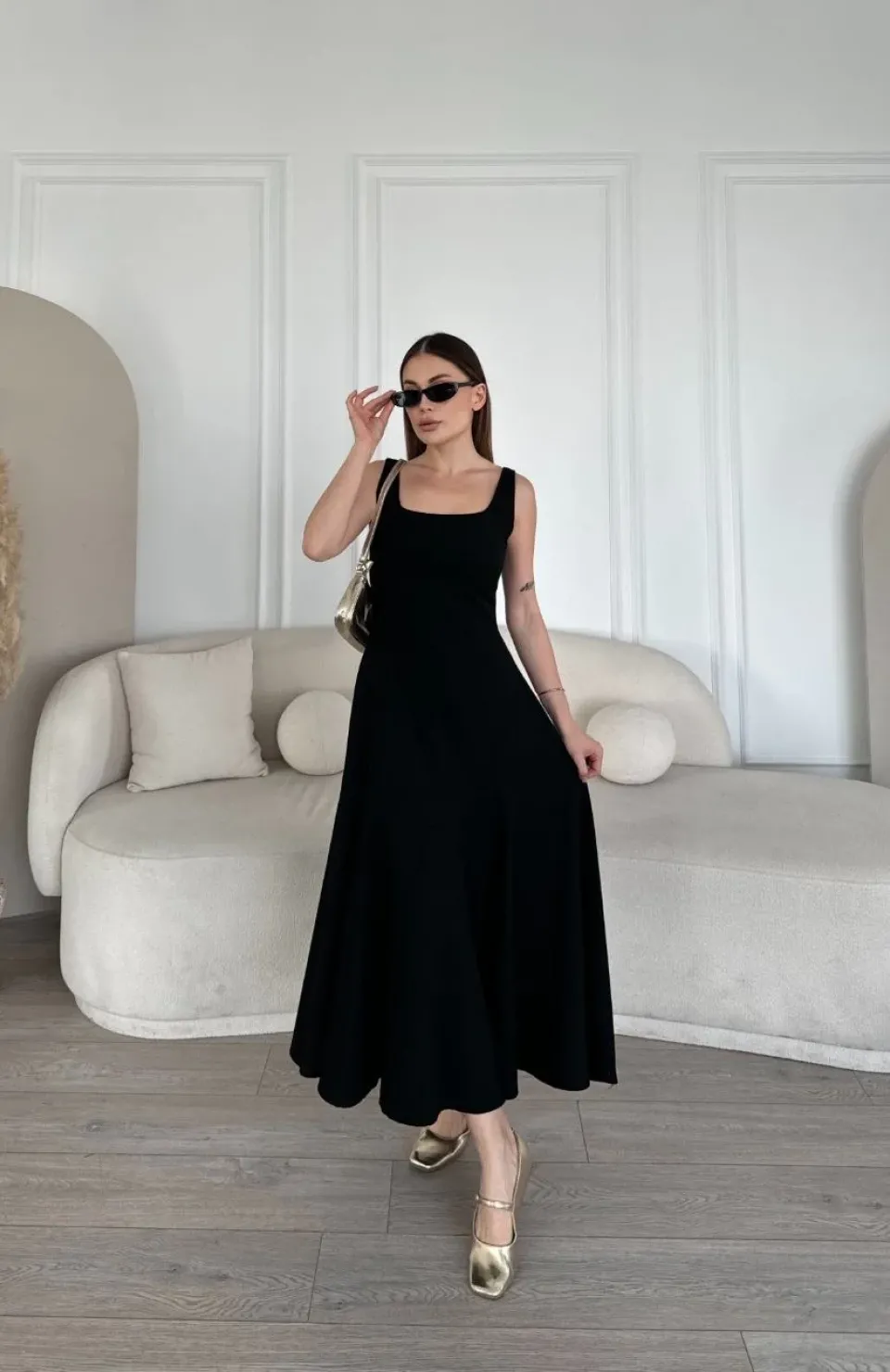 Sırt Dekolteli Kolsuz Uzun Elbise - Siyah