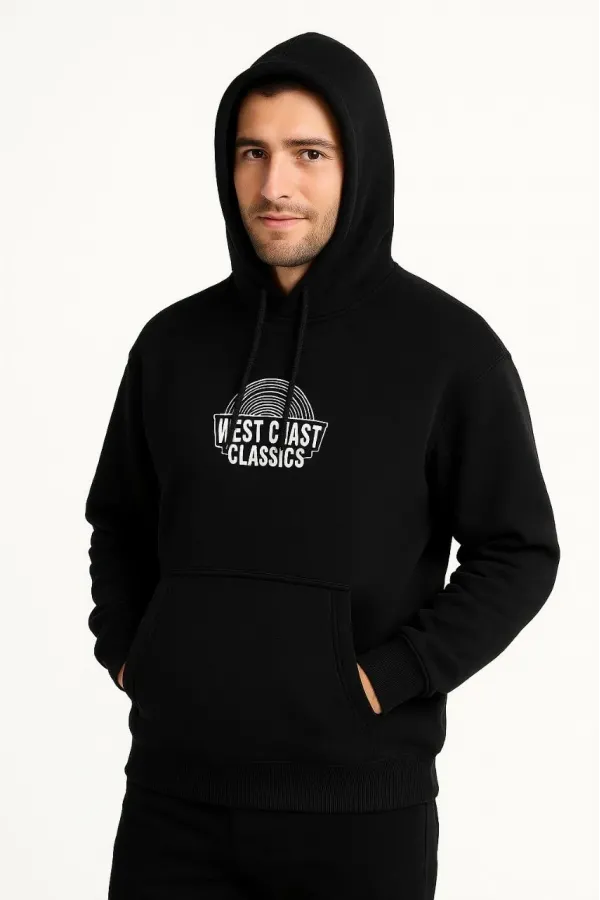 Erkek Kapşonlu Sweatshirt – Oversize Üç İplik Şardonlu Hoodie, “West Coast Classics” Ön & Arka Baskılı, Kanguru Cepli Kışlık Günlük Stil - Siyah