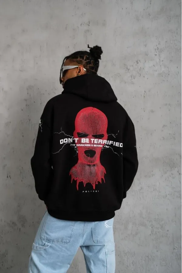 Erkek Oversize Üç İplik Kapüşonlu Sweatshirt – Siyah “Don’t Be Terrified” Ön, Sırt ve Kol Baskılı, Kanguru Cepli, Ribanalı Rahat Model- Siyah
