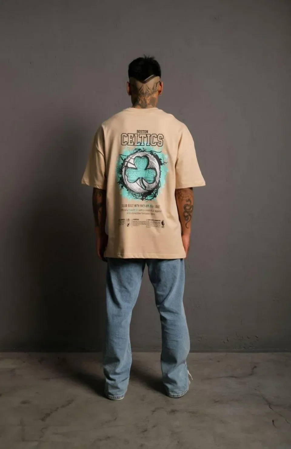 Erkek Sırt Baskılı T-shirt - Bej Somersan Giyim | Kadın, Erkek ve Çocuk Moda