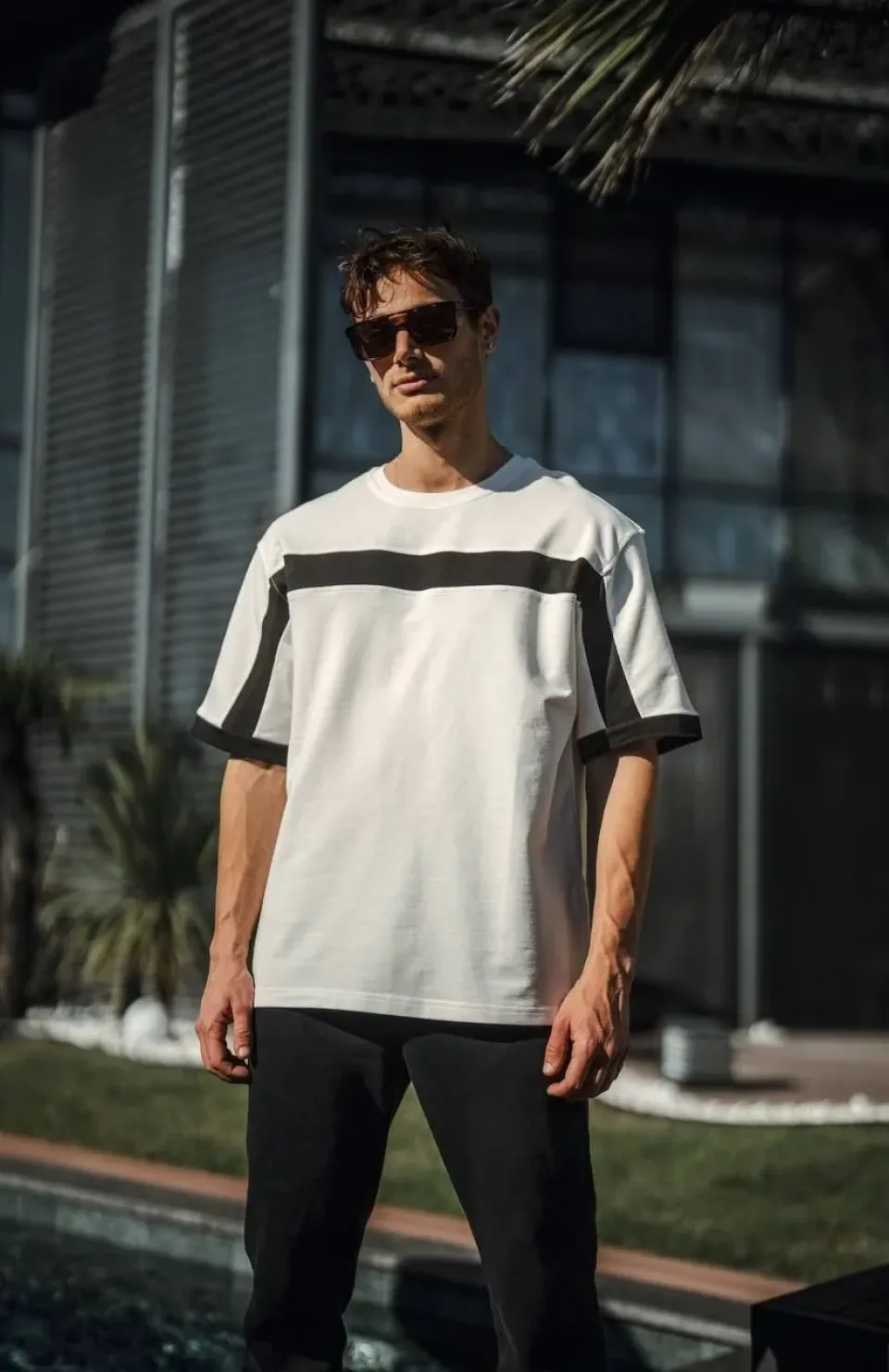 Unisex Yandan Fermuarlı Parçalı T-Shirt - Beyaz