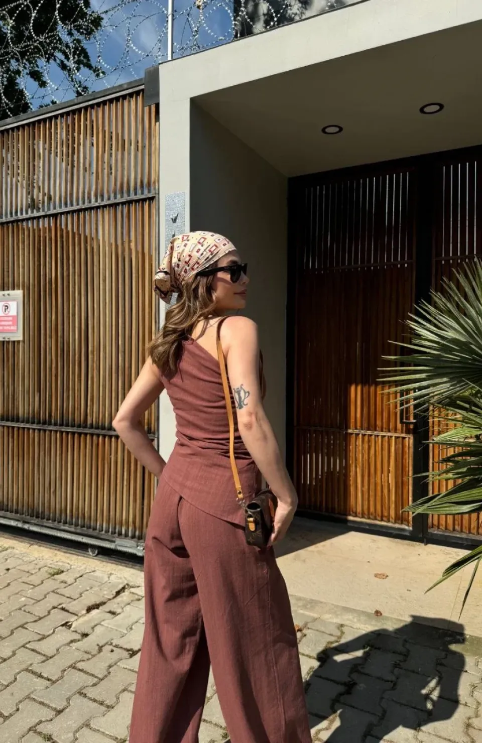 Kadın Keten Asimetrik Tek Omuzlu Bluz Pantalon Takım- Bordo