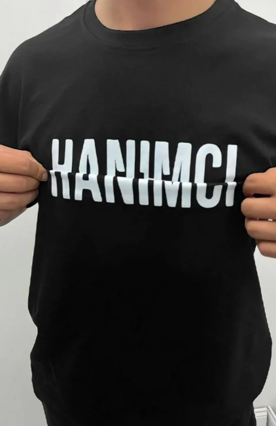 Unisex Bisiklet Yaka Katlanan Baskılı T-Shirt - Siyah