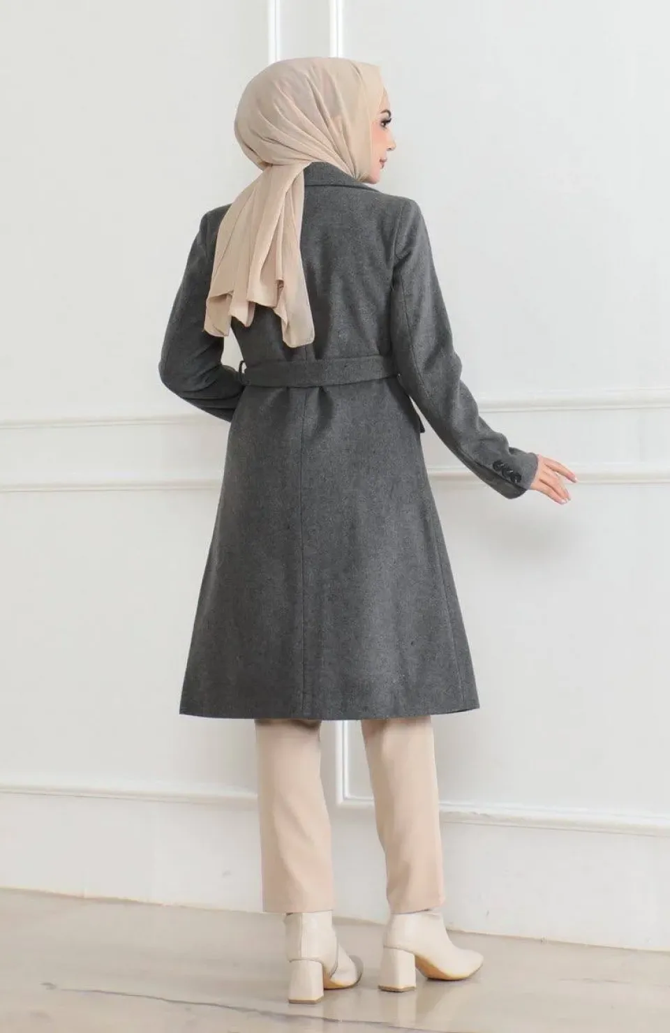 Kadın Düğmeli İçi Astarlı Kaşmir Kaşe Kaban - Bej Somersan Giyim | Kadın, Erkek ve Çocuk Moda