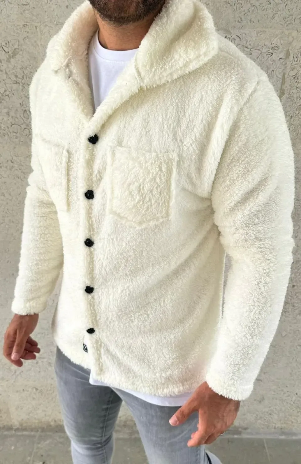 Erkek Pelüş Polar Hırka Gömlek – Yakalı, İlik Düğmeli, Göğüs Cepli, Yumuşak Dokulu Kışlık Regular Fit Rahat Günlük Model - Beyaz