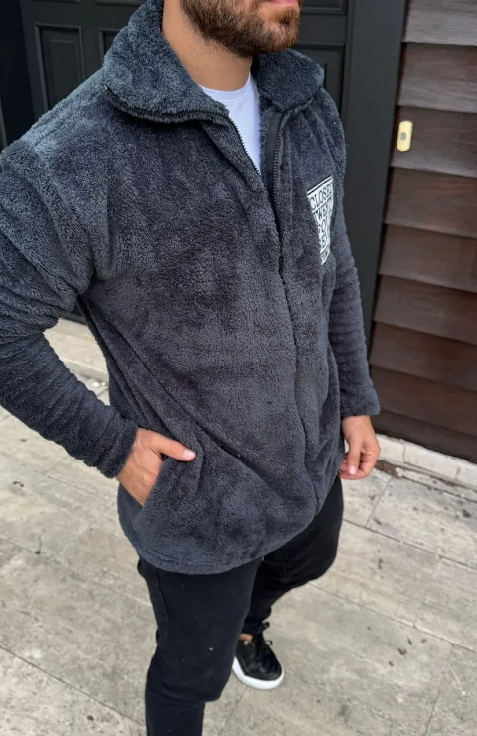 Erkek Polar Fermuarlı Sweatshirt – Kapüşonsuz, Cepli, Yumuşak Dokulu, Oversize Rahat Kalıp, Kışlık Sıcak Tutan Fermuarlı Üst - Füme Somersan Giyim | Kadın, Erkek ve Çocuk Moda