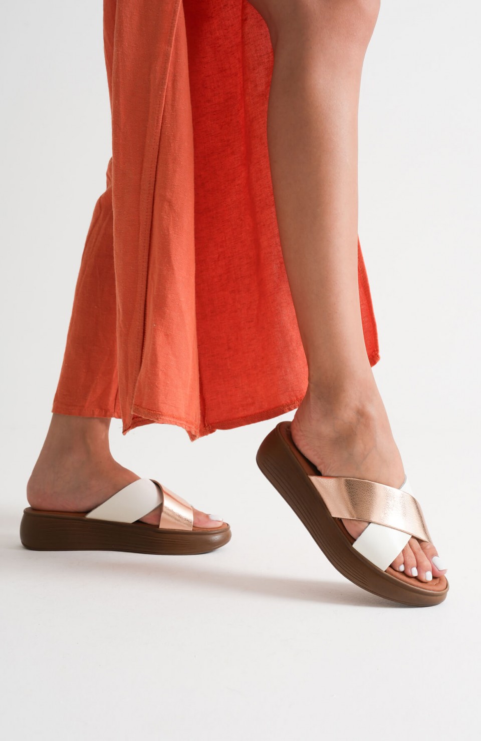 Günlük Hakiki Deri Terlik TR31MY53D Somersan Giyim | Kadın, Erkek ve Çocuk Moda