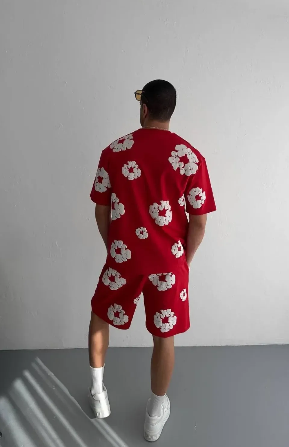 İki İplik Kumaş Baskılı T-shirt Şortlu Takım- Kırmızı
