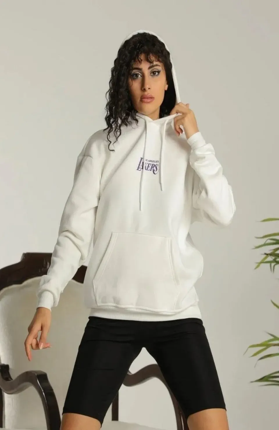 Kadın 24 Sırt Baskılı Ovresize Üç İplik Kapüşonlu Sweatshirt - Beyaz Somersan Giyim | Kadın, Erkek ve Çocuk Moda