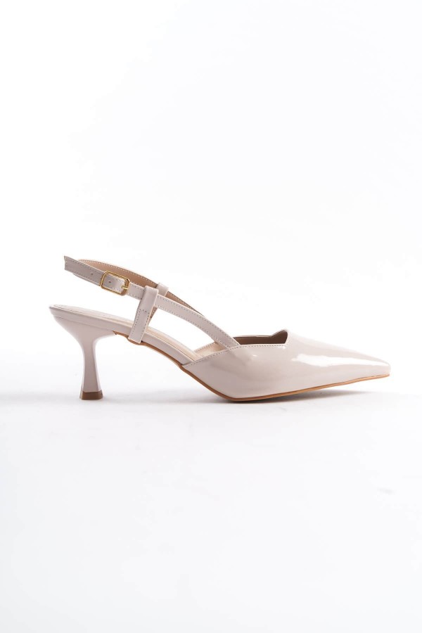 Kadın Bej Rugan Topuklu Ayakkabı TR08MS20D