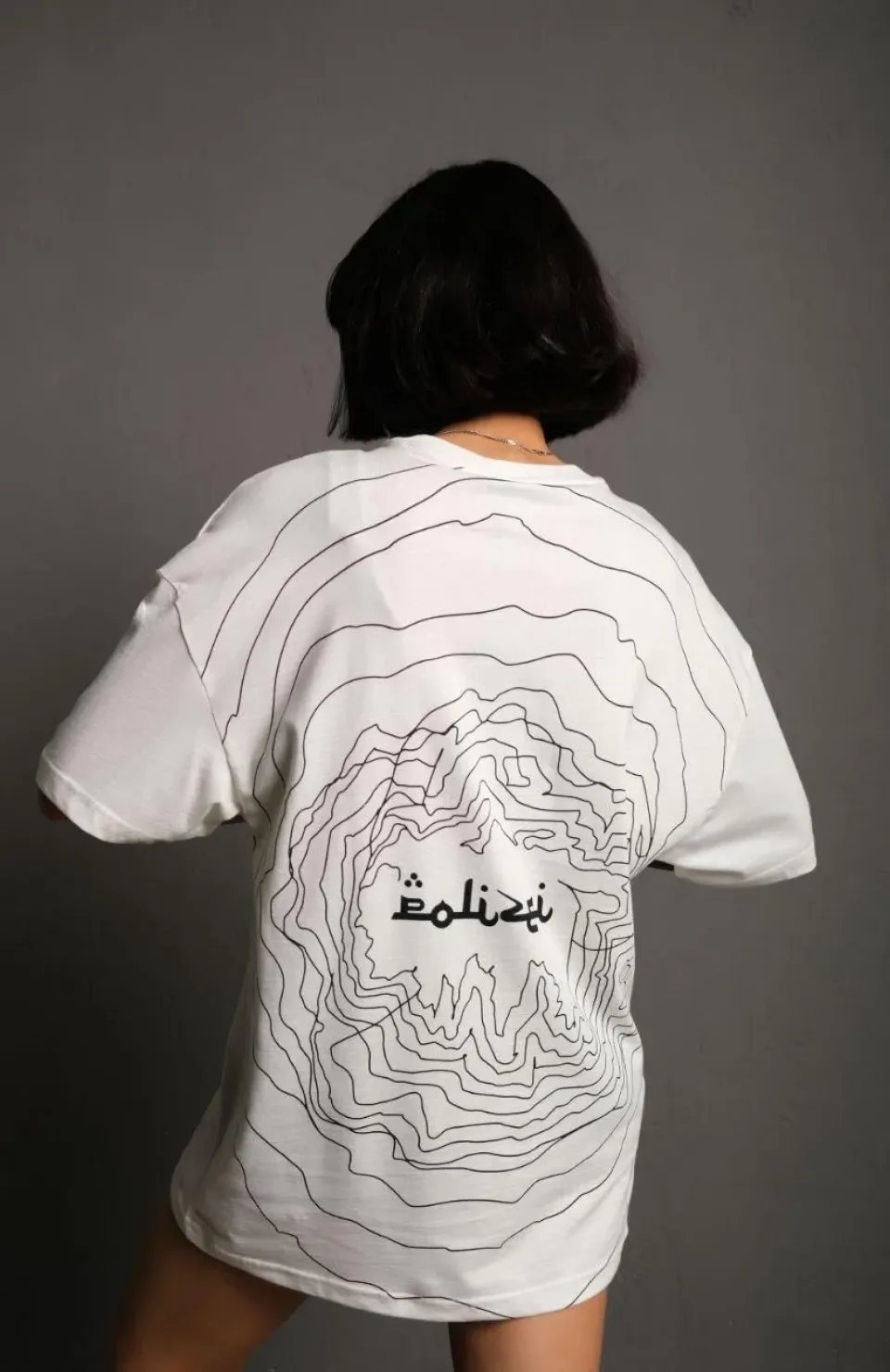 Kadın Bisiklet Yakalı Sırt Baskılı Oversize T-Shirt - Beyaz