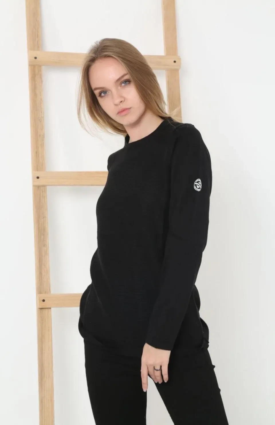 Kadın Biskilet Yaka Kolu Armalı - Siyah Somersan Giyim | Kadın, Erkek ve Çocuk Moda