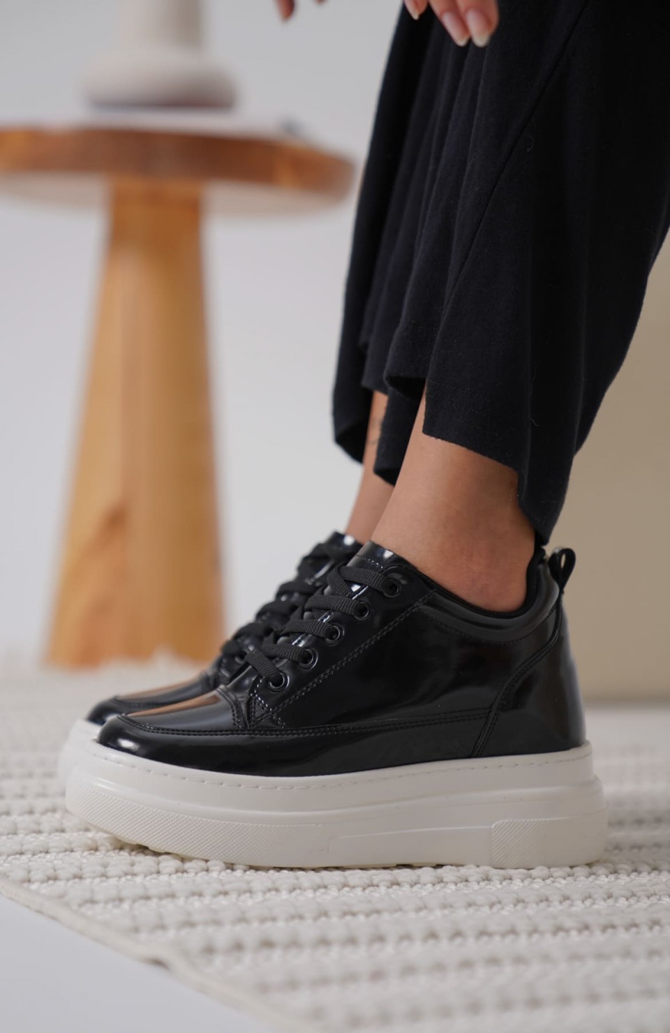 Kadın Gizli Topuk Siyah Spor Ayakkabı TR10MS01F Somersan Giyim | Kadın, Erkek ve Çocuk Moda