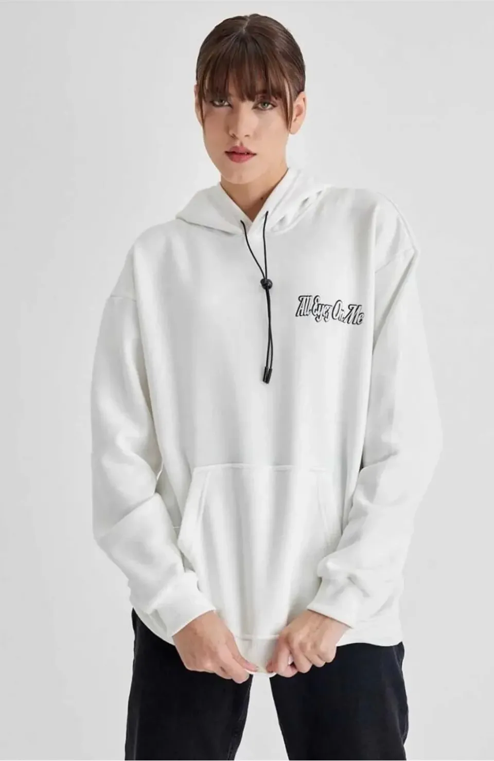 Kadın Kapüşonlu Sırt Baskılı Üç İplik Oversize Sweatshirt - Beyaz