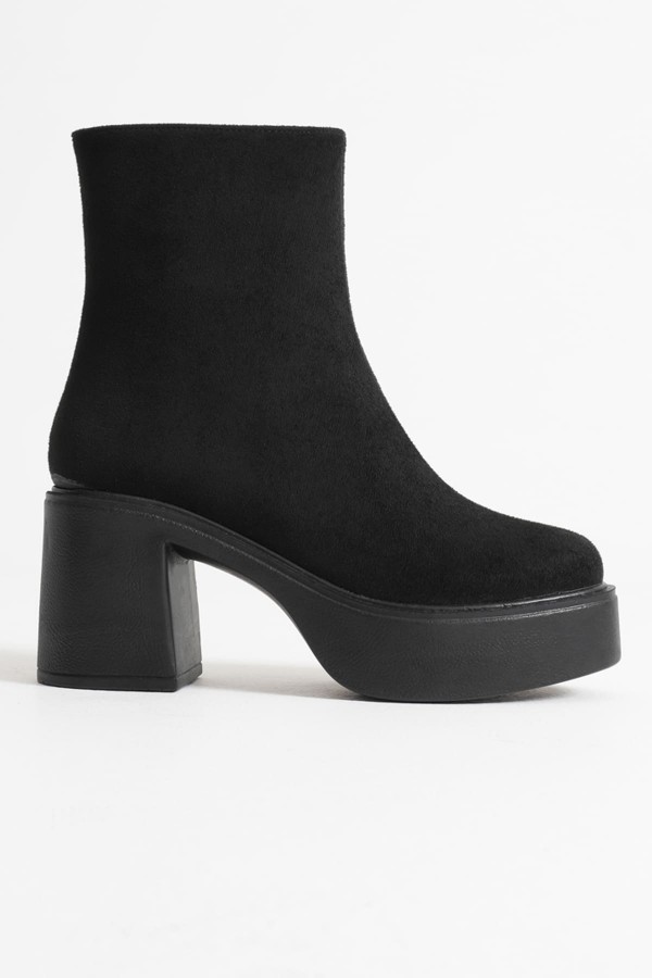 Kadın Siyah Süet Topuklu Bot TR08MK13D