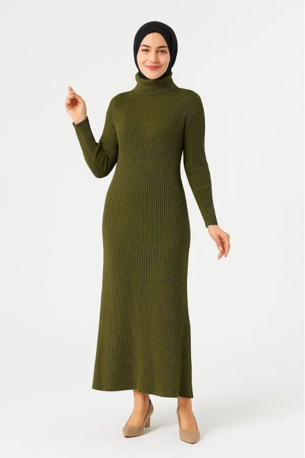 Kadın Tesettür Triko Elbise – Boğazlı Uzun Fitilli Dokuma, Esnek Tam Kalıp, 130 cm Midi Boy, Bahar & Kış Şık Rahat Stil - Haki
