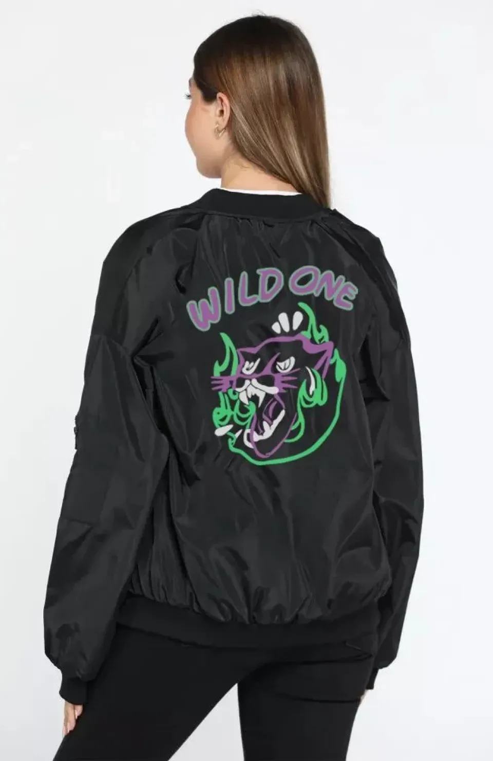 Kadın Wild One Baskılı Bomber Mont – Siyah Renk, Oversize Rahat Kalıp, Fermuarlı, Cepli, Günlük Şık Kapitone Mont - Siyah Somersan Giyim | Kadın, Erkek ve Çocuk Moda