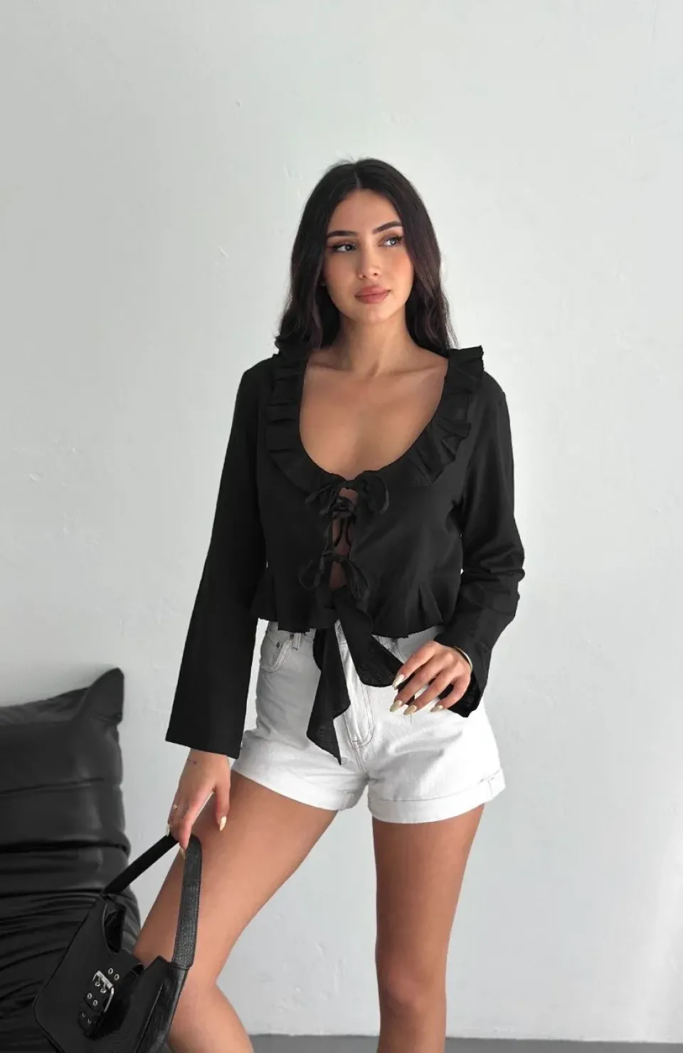 Keten Uzun Kol Bağacık Detaylı Bluz - Siyah