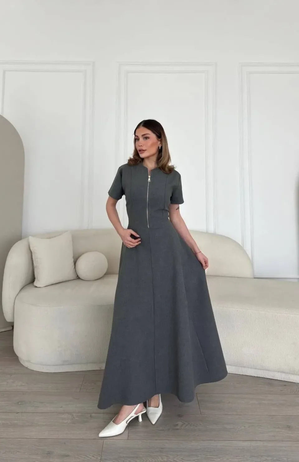 Kısa Kollu Önden Fermuarlı Çan Etekli Uzun Elbise - Antrasit