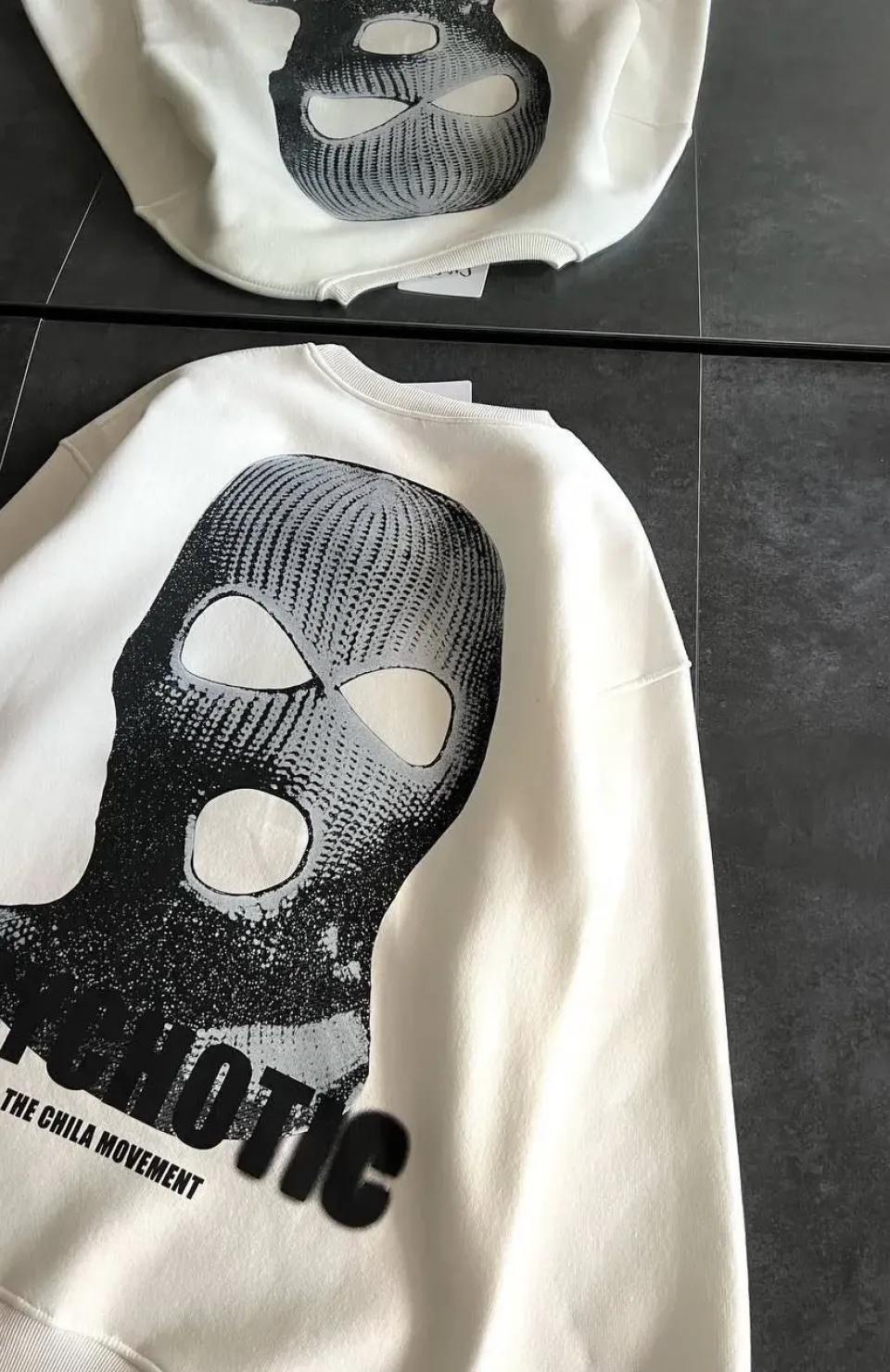 Kışlık Bisiklet Yaka Baskılı SweatShirt - Beyaz