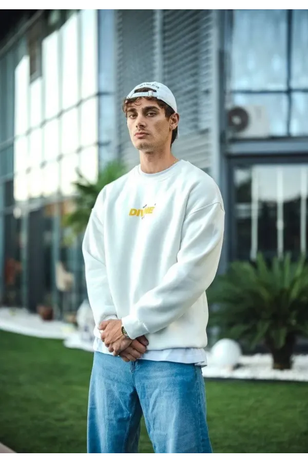 Kışlık Bisiklet Yaka Baskılı SweatShirt - Beyaz