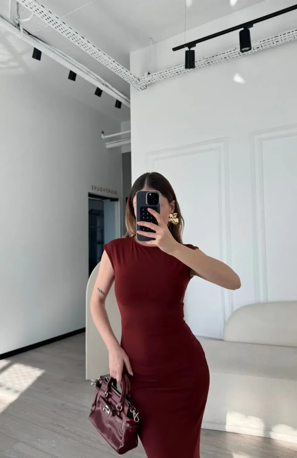 Kolsuz Uzun Likralı Elbise - Bordo