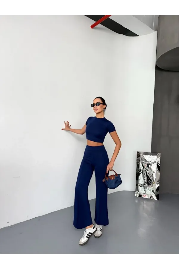 Osy Modal Yumuşak Dokulu Kumaş Kısa Kollu Crop Alt ispanyol Paça Pantalon ikili Takım - Lacivert