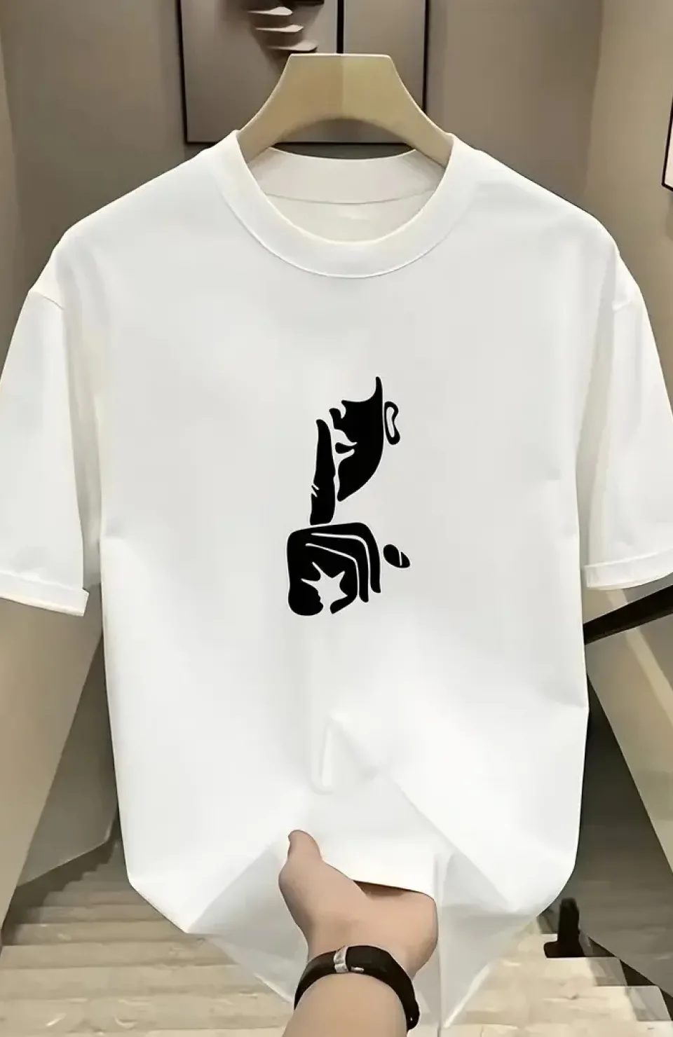 Rahat Bisiklet Yaka Tişört, Yaratıcı Karikatür Baskı - Yumuşak Polyester, Her Mevsim Giyilebilir- Beyaz