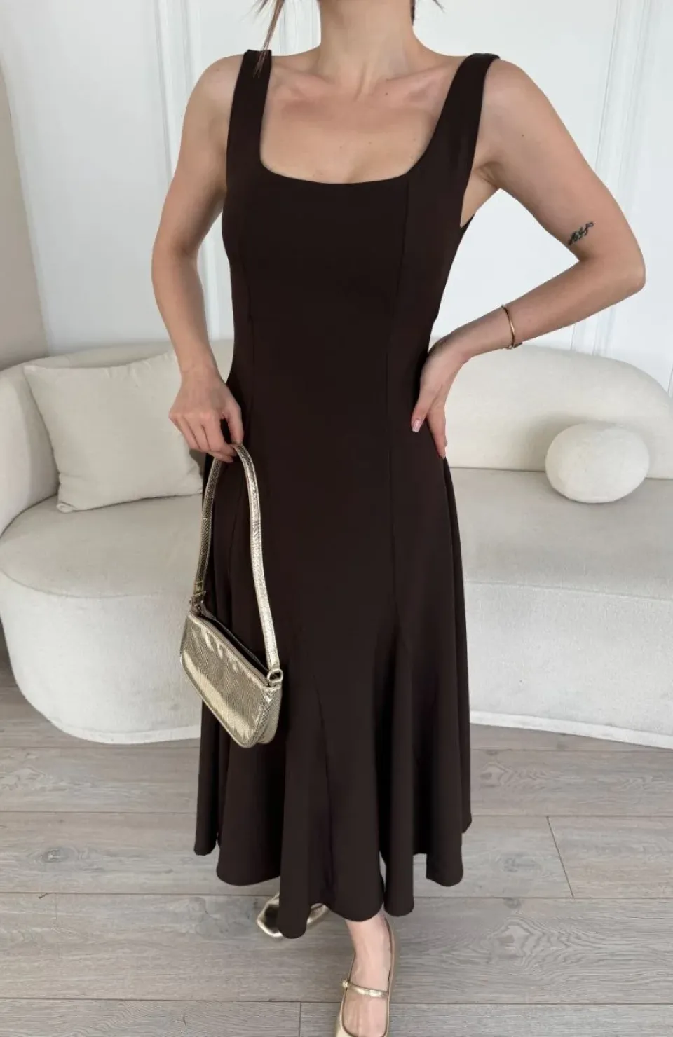 Sırt Dekolteli Kolsuz Uzun Elbise - Kahverengi