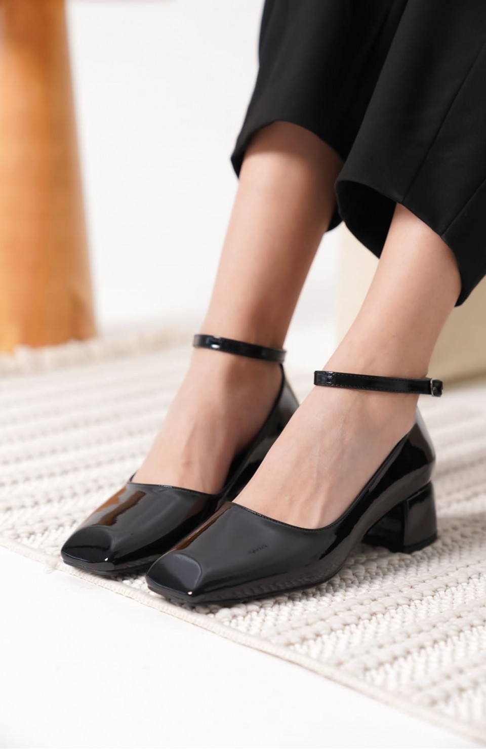 Siyah Rugan Kadın Topuklu Ayakkabı TR18MS16A Somersan Giyim | Kadın, Erkek ve Çocuk Moda