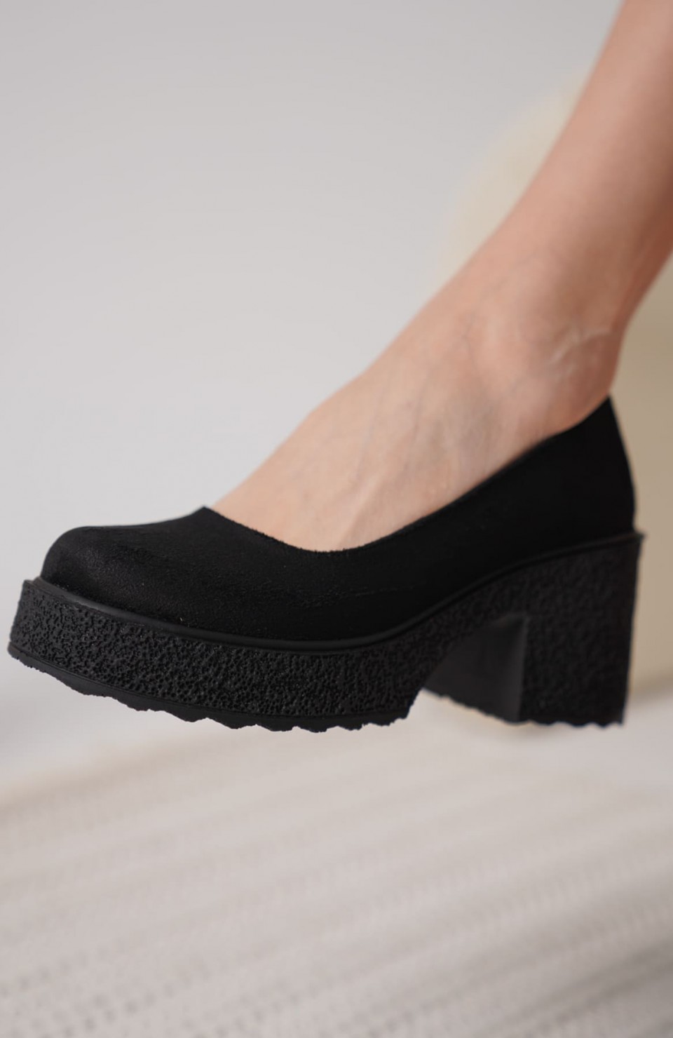 Siyah Süet Kadın Günlük Ayakkabı TR06MS04E Somersan Giyim | Kadın, Erkek ve Çocuk Moda