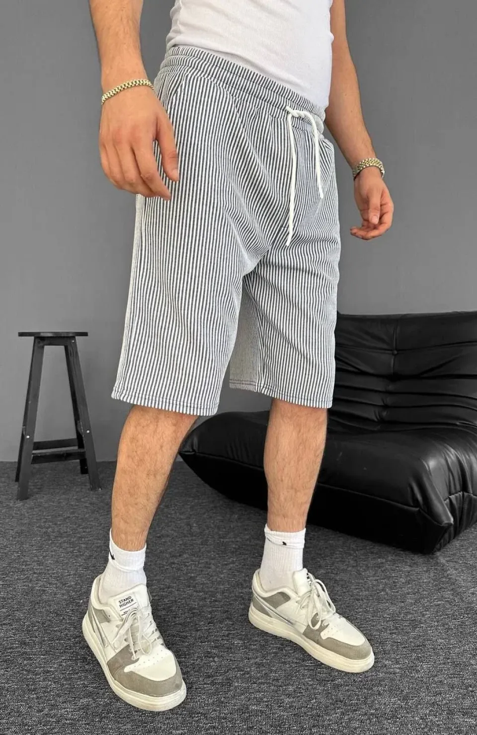 Su Yolu Çizgili Ön Arka Cepli Şort Yazlık Nefes Alabilir - Gri