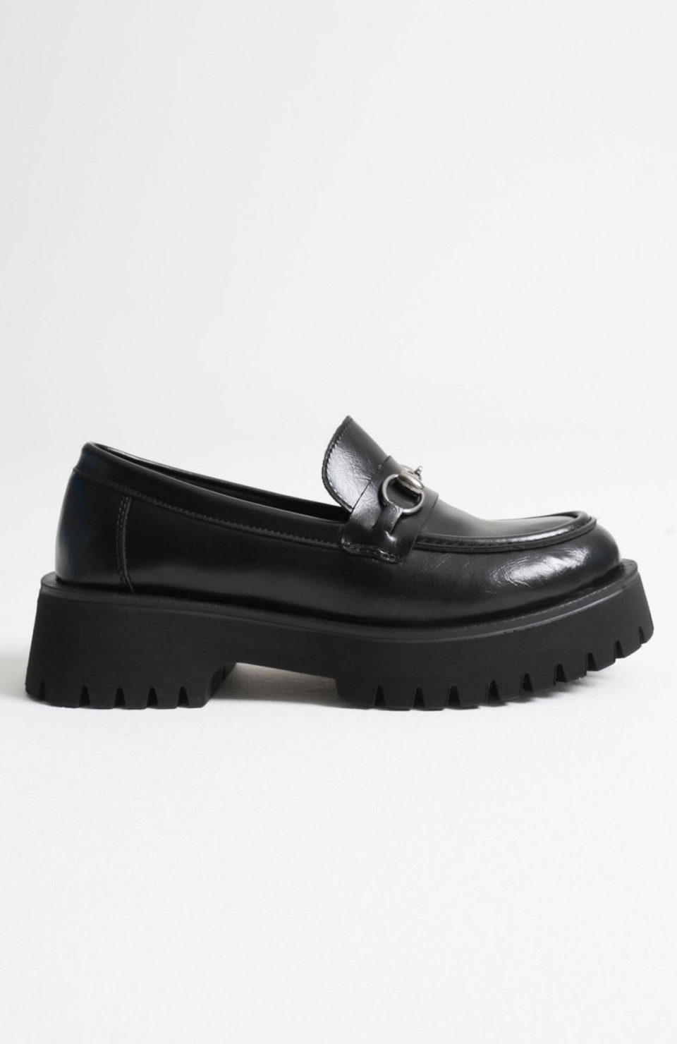 Toka Detaylı Siyah Günlük Loafer Ayakkabı TR10MS04A Somersan Giyim | Kadın, Erkek ve Çocuk Moda