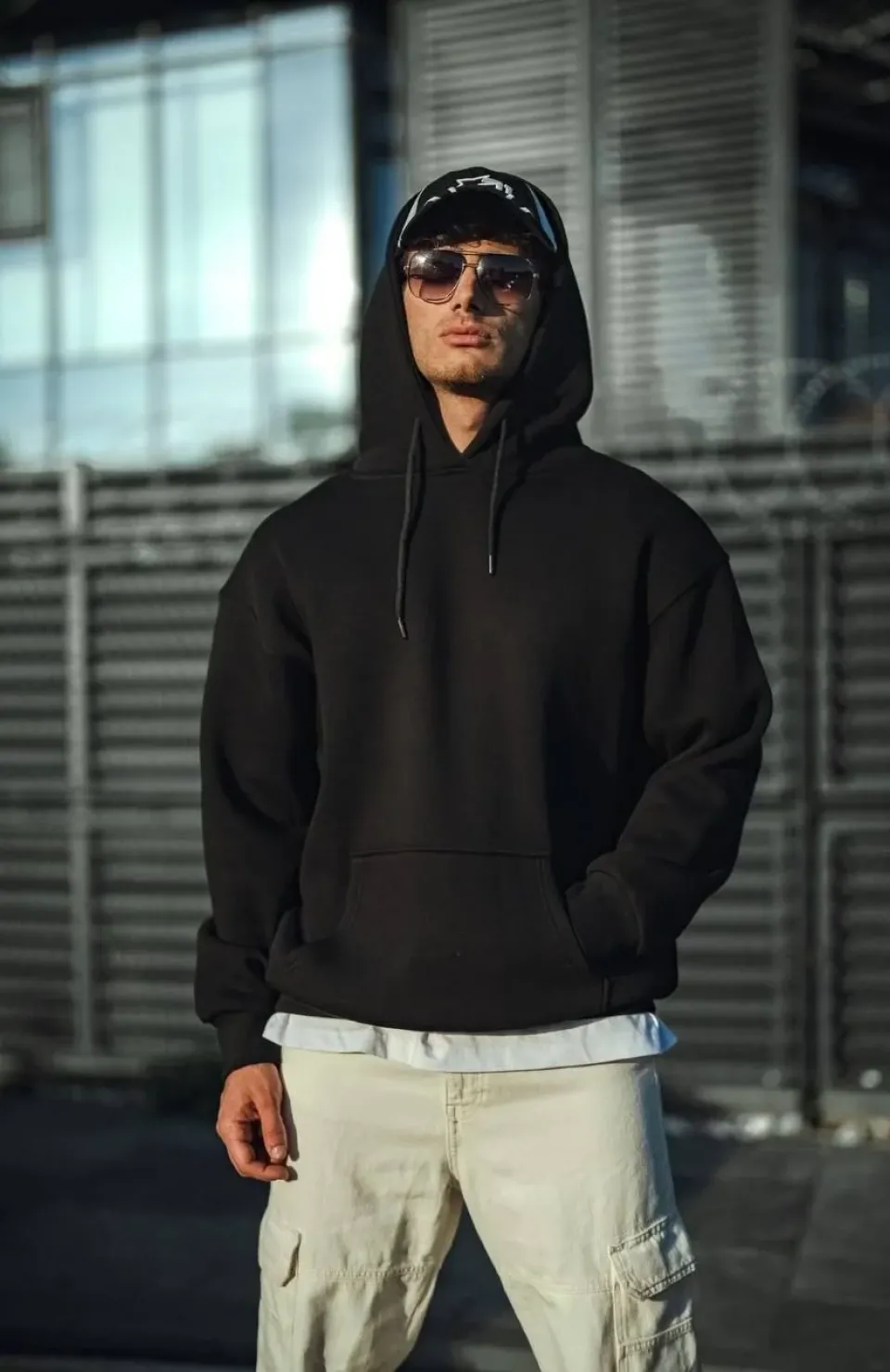 Üç İplik Penye Kapşonlu Basic SweatShirt - Siyah