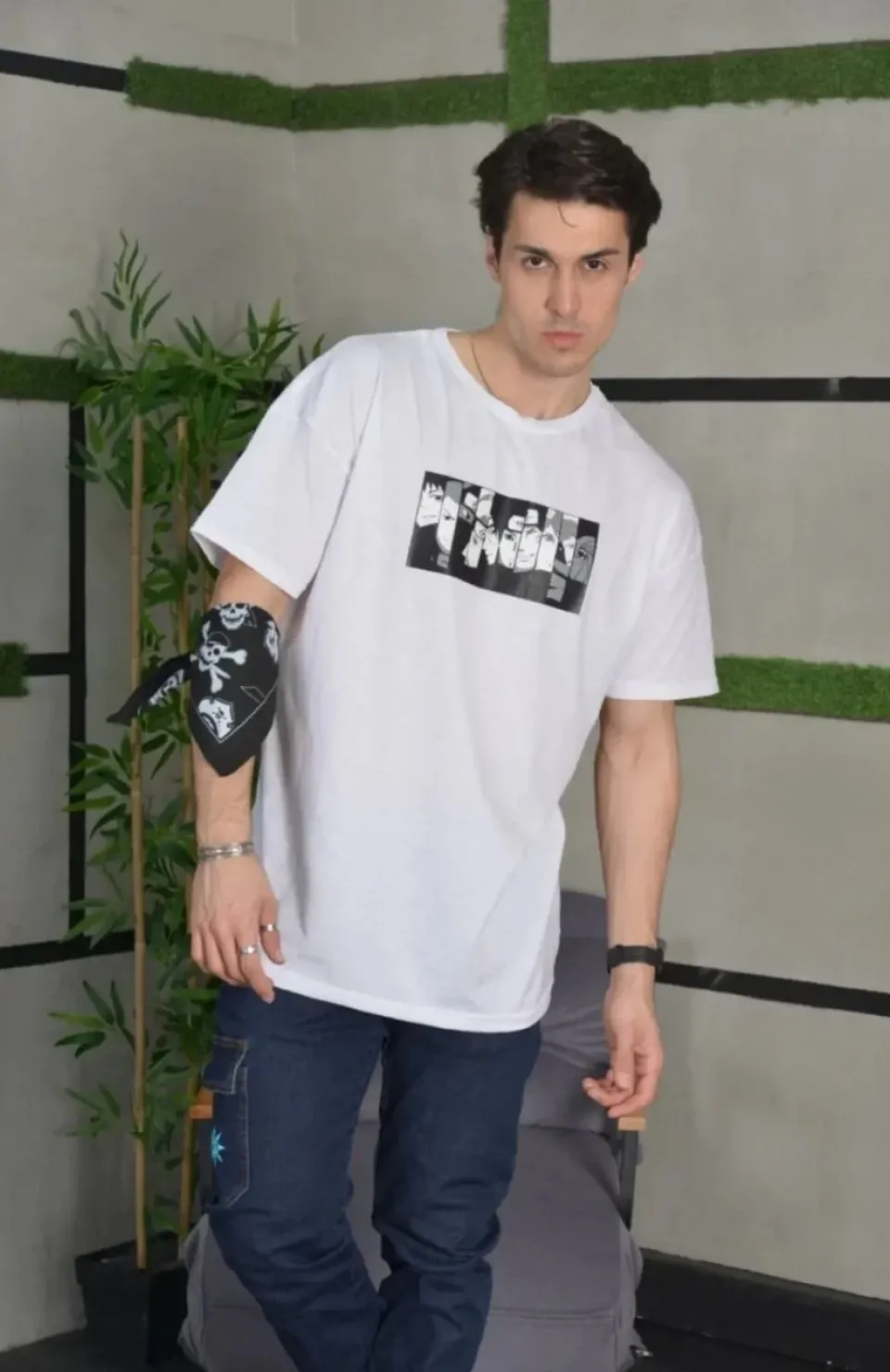 Unisex Bisiklet Yaka Baskılı Oversize T-Shirt - Beyaz Somersan Giyim | Kadın, Erkek ve Çocuk Moda