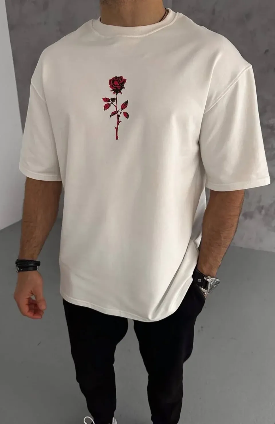 Unisex Bisiklet Yaka Baskılı Oversize T-Shirt - Beyaz Somersan Giyim | Kadın, Erkek ve Çocuk Moda