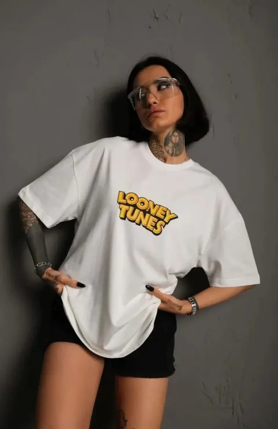 Unisex Bisiklet Yaka Baskılı Oversize T-Shirt - Beyaz Somersan Giyim | Kadın, Erkek ve Çocuk Moda