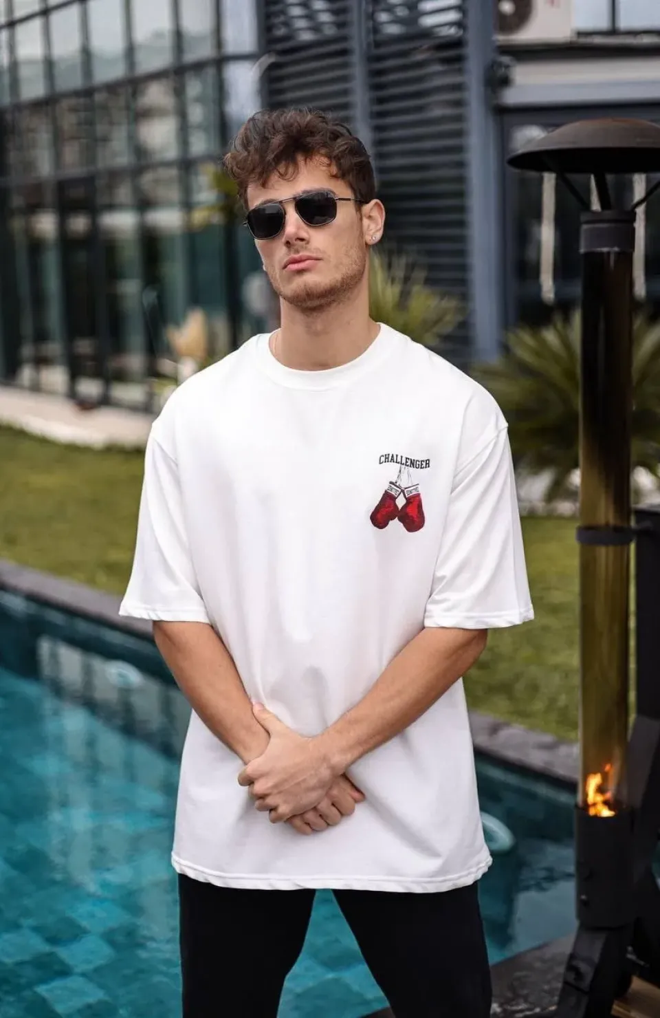 Unisex Bisiklet Yaka Baskılı Oversize T-Shirt - Beyaz Somersan Giyim | Kadın, Erkek ve Çocuk Moda