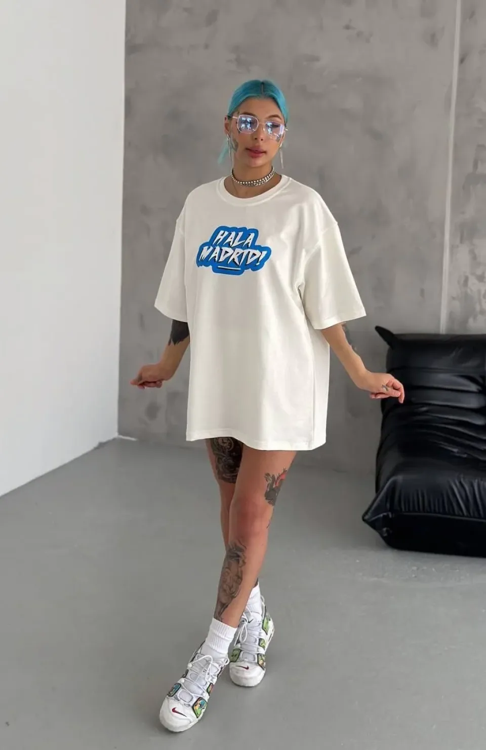 Unisex Bisiklet Yaka Baskılı Oversize T-Shirt - Beyaz Somersan Giyim | Kadın, Erkek ve Çocuk Moda
